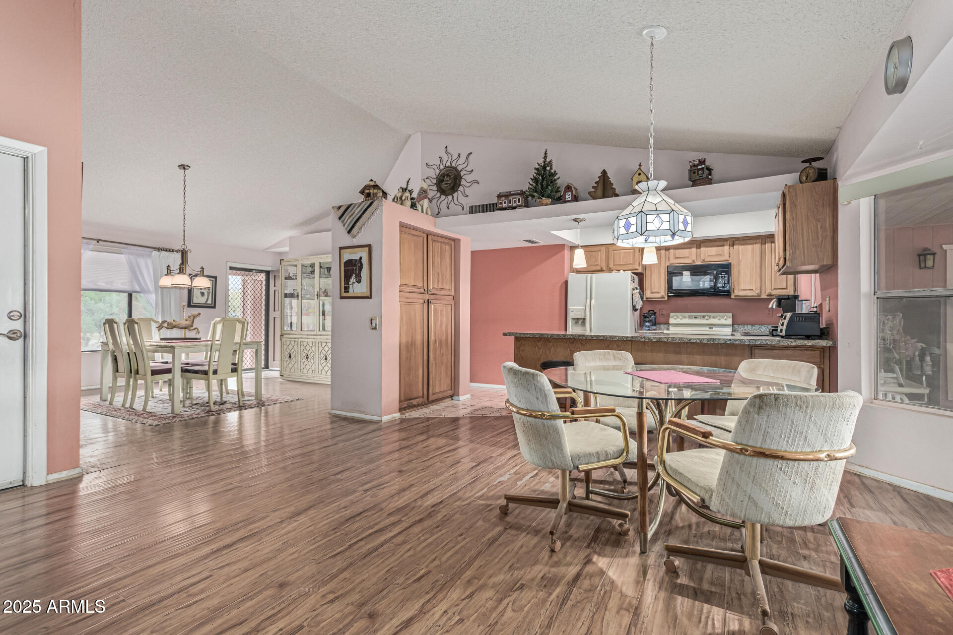 1032 East Cloud Road Phoenix, AZ 85086 - Photo 11 of 54 12 Cloud