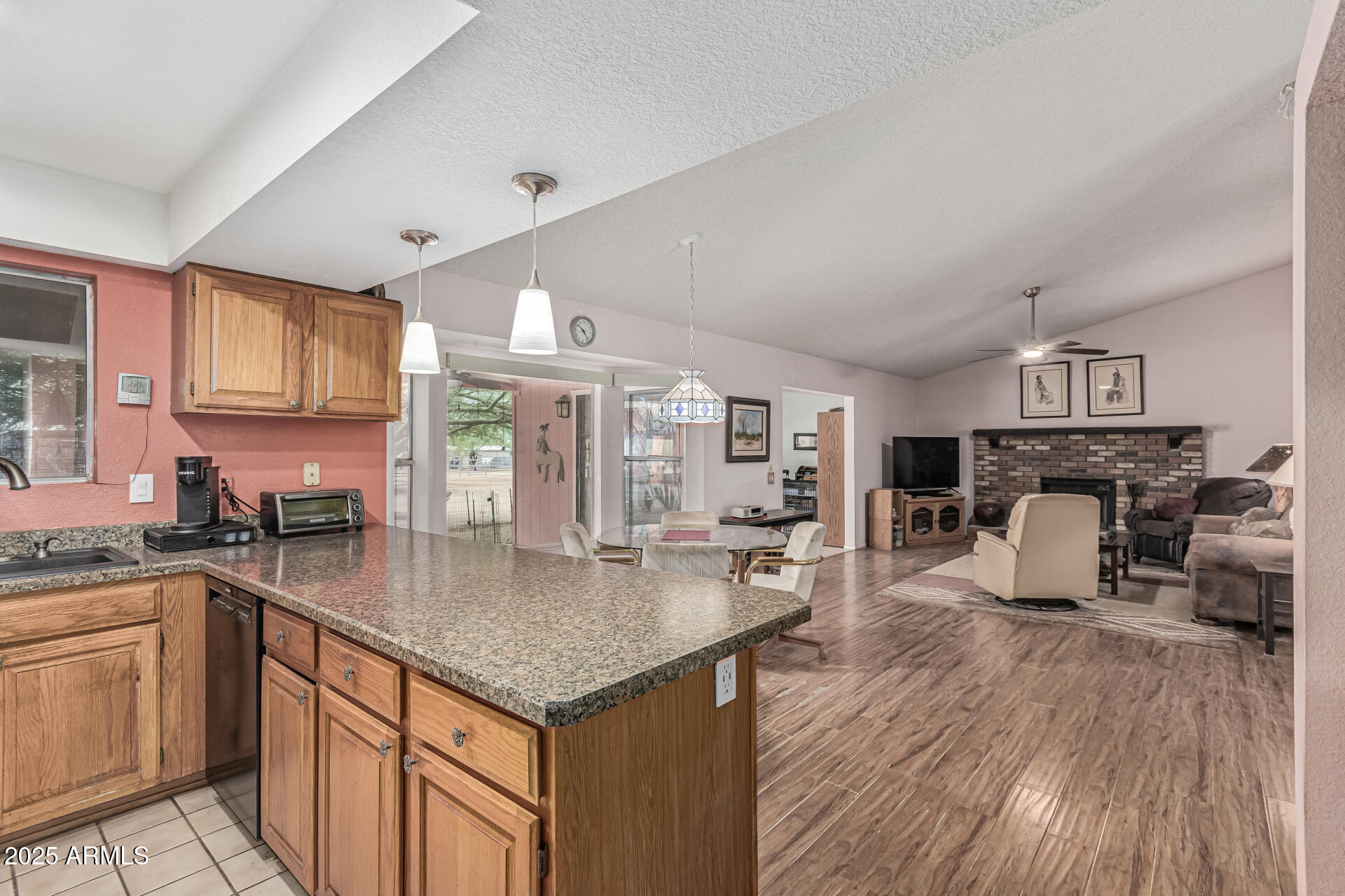 1032 East Cloud Road Phoenix, AZ 85086 - Photo 12 of 54 13 Cloud