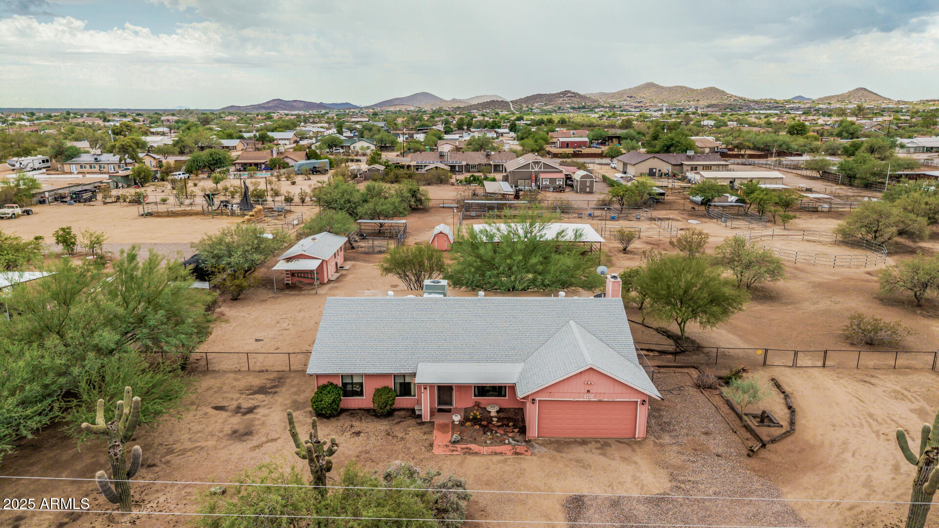 1032 East Cloud Road Phoenix, AZ 85086 - Photo 42 of 54 40 Cloud