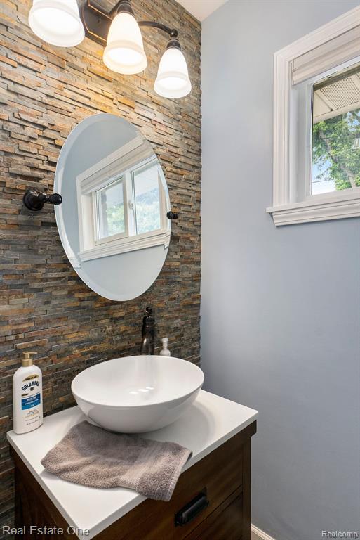 994 Hampstead Lane Rochester Hills, MI 48309 - Photo 11 of 25