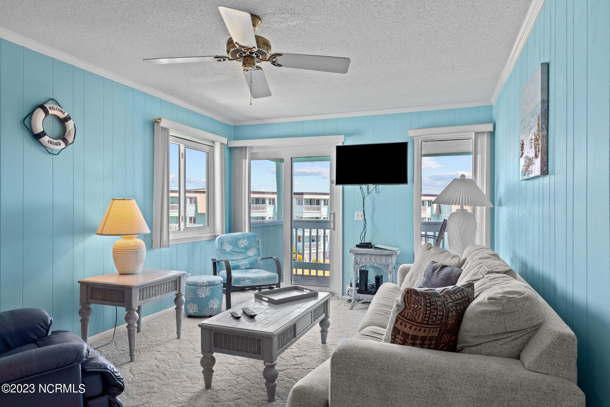 301 Commerce Way, Unit 341 Atlantic Beach, NC 28512 - Photo 2 of 25 Living Room