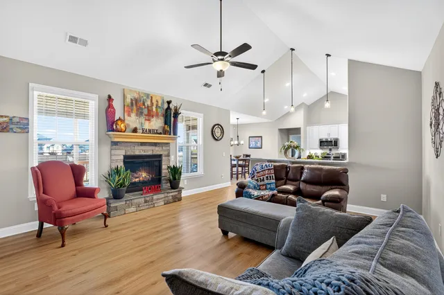 $499,000 | 834 Grantwood Circle, Greer, SC 29651