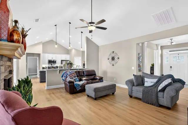 $499,000 | 834 Grantwood Circle, Greer, SC 29651