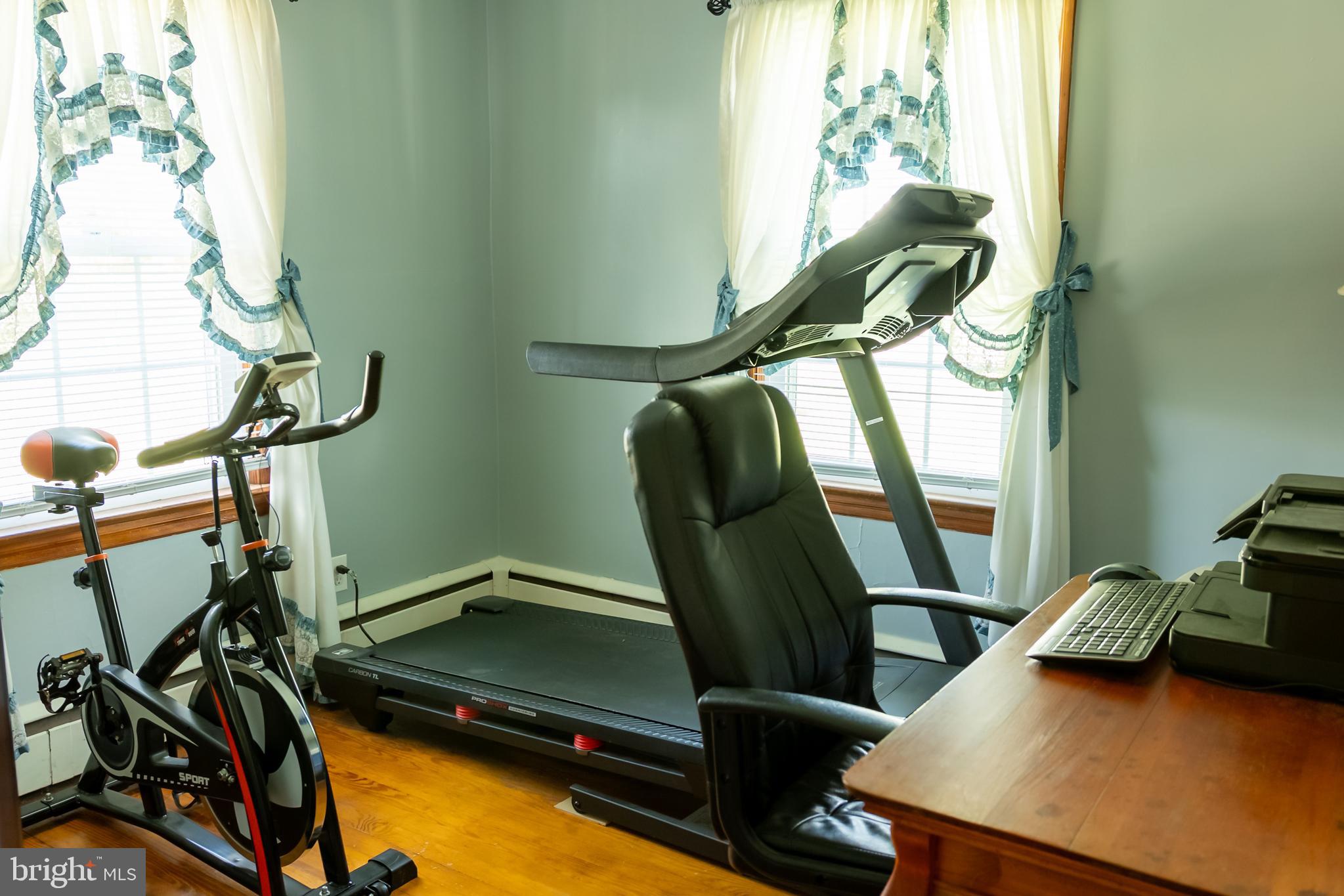 106 Centerton Road Bridgeton, NJ 08302 - Photo 18 of 31 a room with gym equipment
