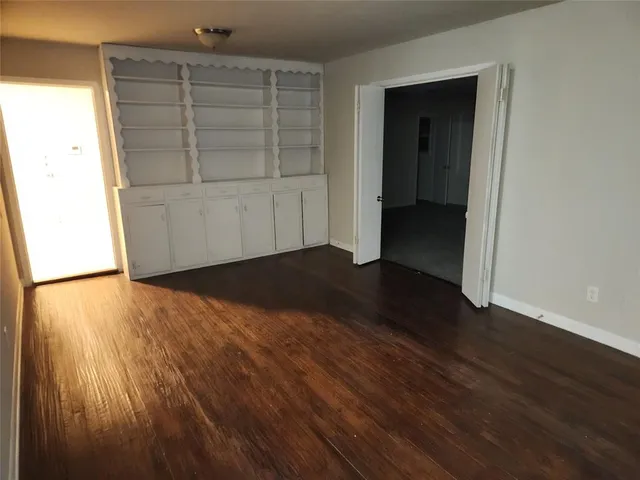 $1,800 | 5633 Tourist Drive, North Richland Hills, TX 76117