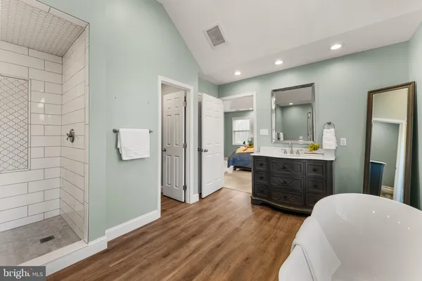 $1,350,000 | 6208 Guilford Drive, Alexandria, VA 22310