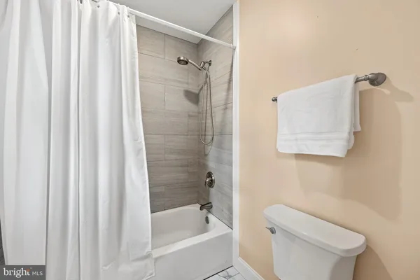 $1,350,000 | 6208 Guilford Drive, Alexandria, VA 22310