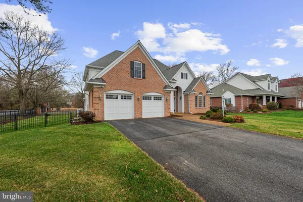 $1,350,000 | 6208 Guilford Drive, Alexandria, VA 22310