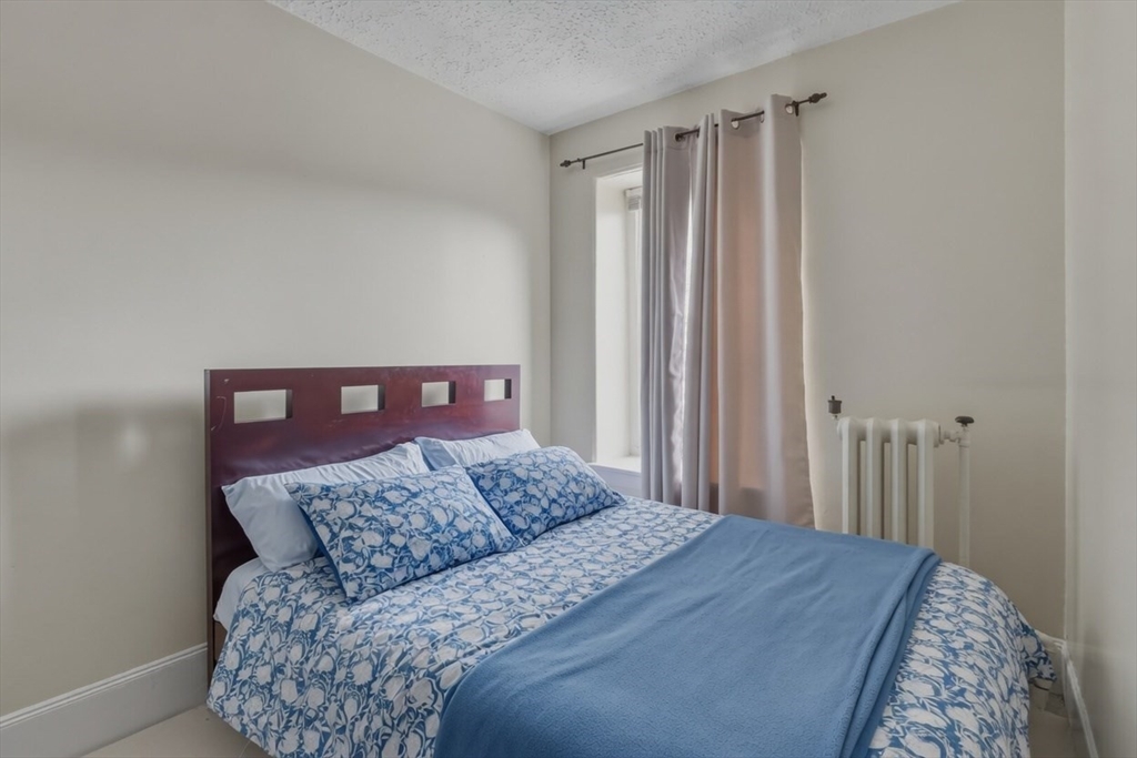 241 West Newtown Street, Unit 8 Boston, MA 02115 - Photo 6 of 9