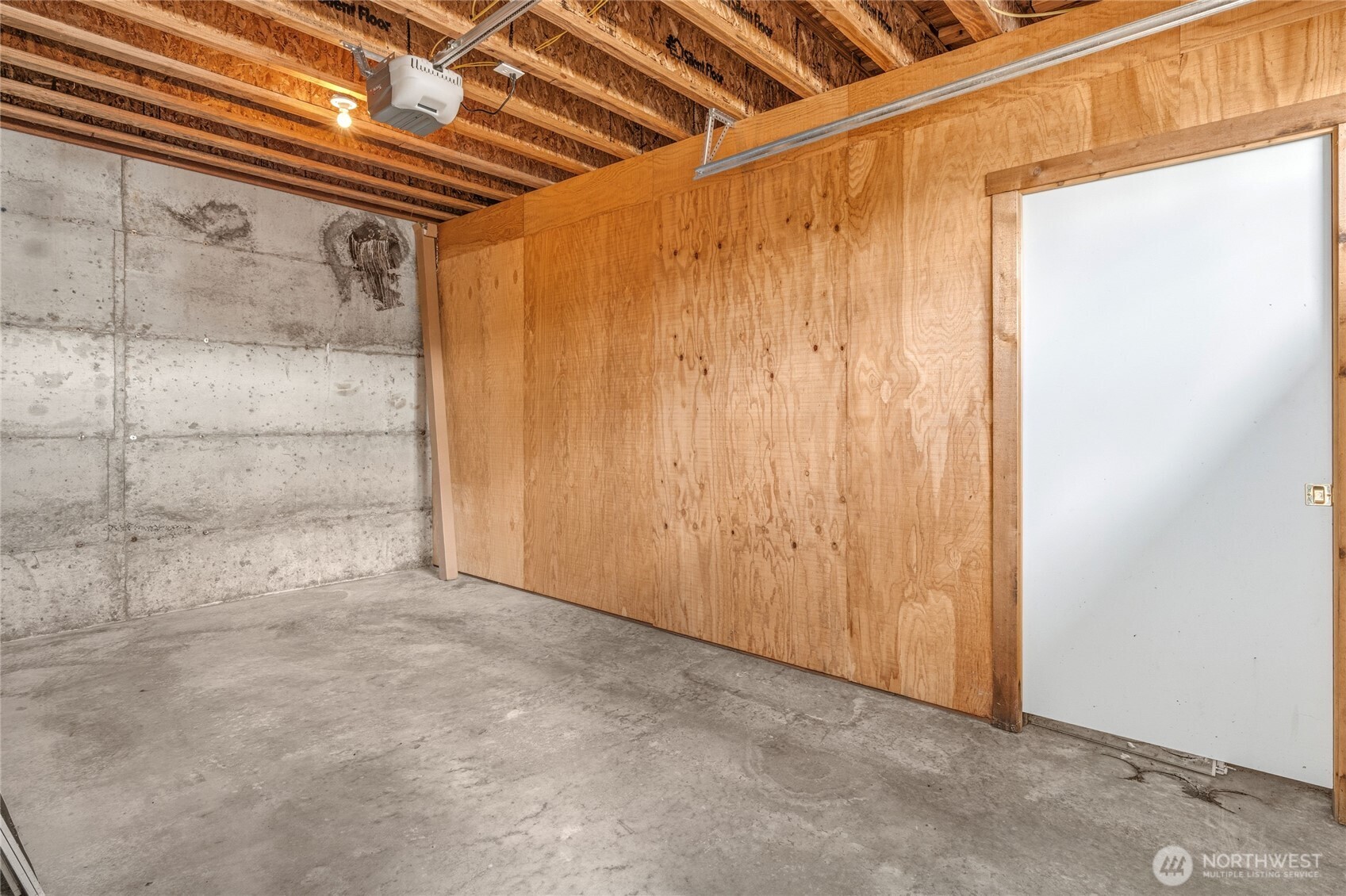 4418 Eastern Avenue North Seattle, WA 98103 - Photo 18 of 21