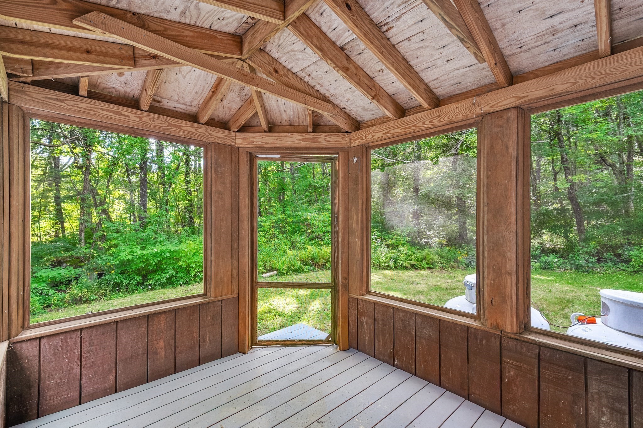 198 Uxbridge Road Sutton, MA 01590 - Photo 21 of 29 Gallery Image 21