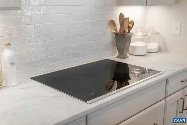 a close view of sink