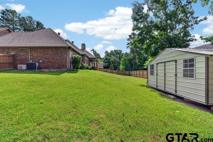 2000 Winding Run Lane Longview, TX 75605 - Photo 37 of 42