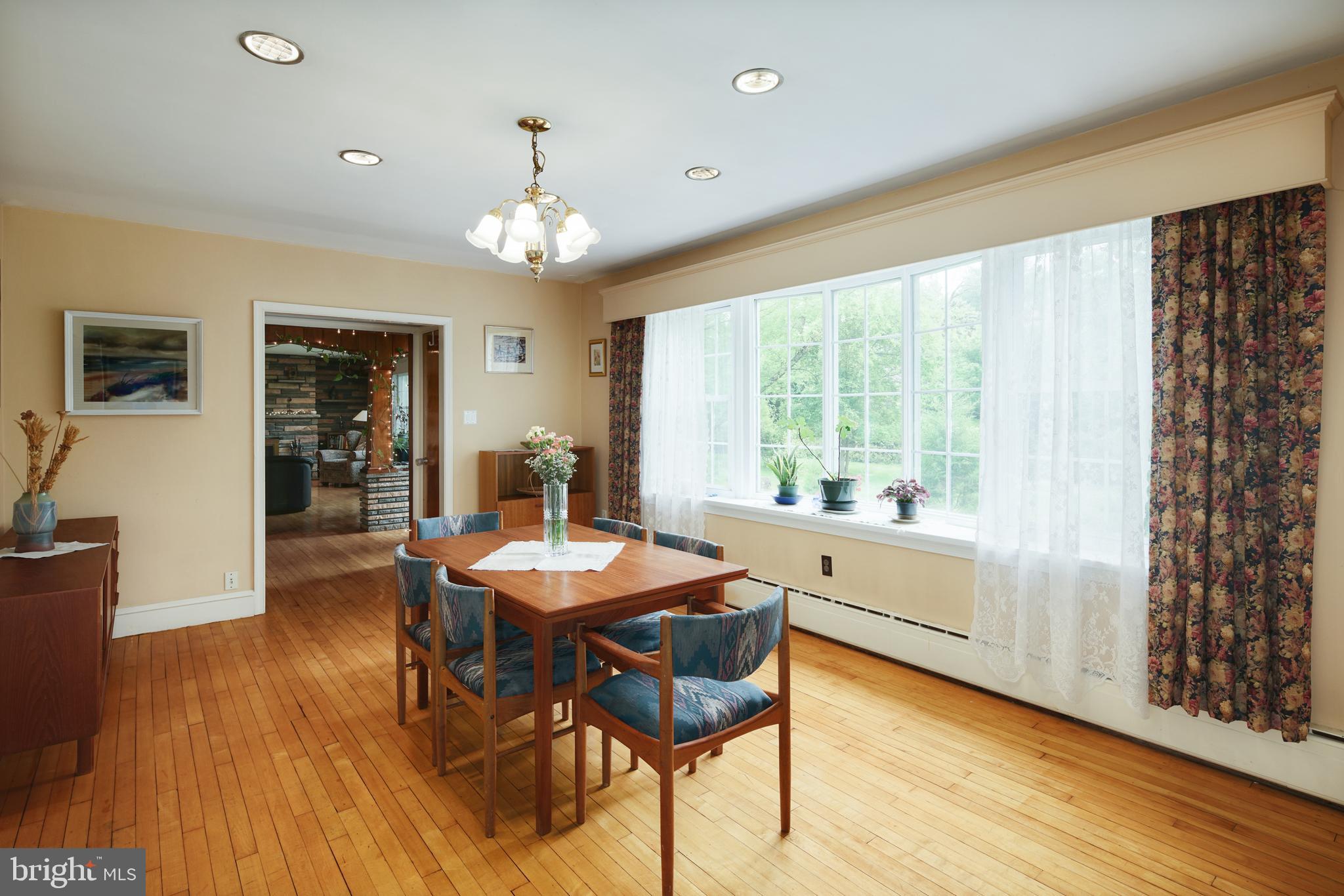 101 Moredun Road Philadelphia, PA 19115 - Photo 13 of 44 Formal Dining Room