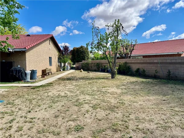 $559,900 | 1200 Pasteur Drive, Lancaster, CA 93535