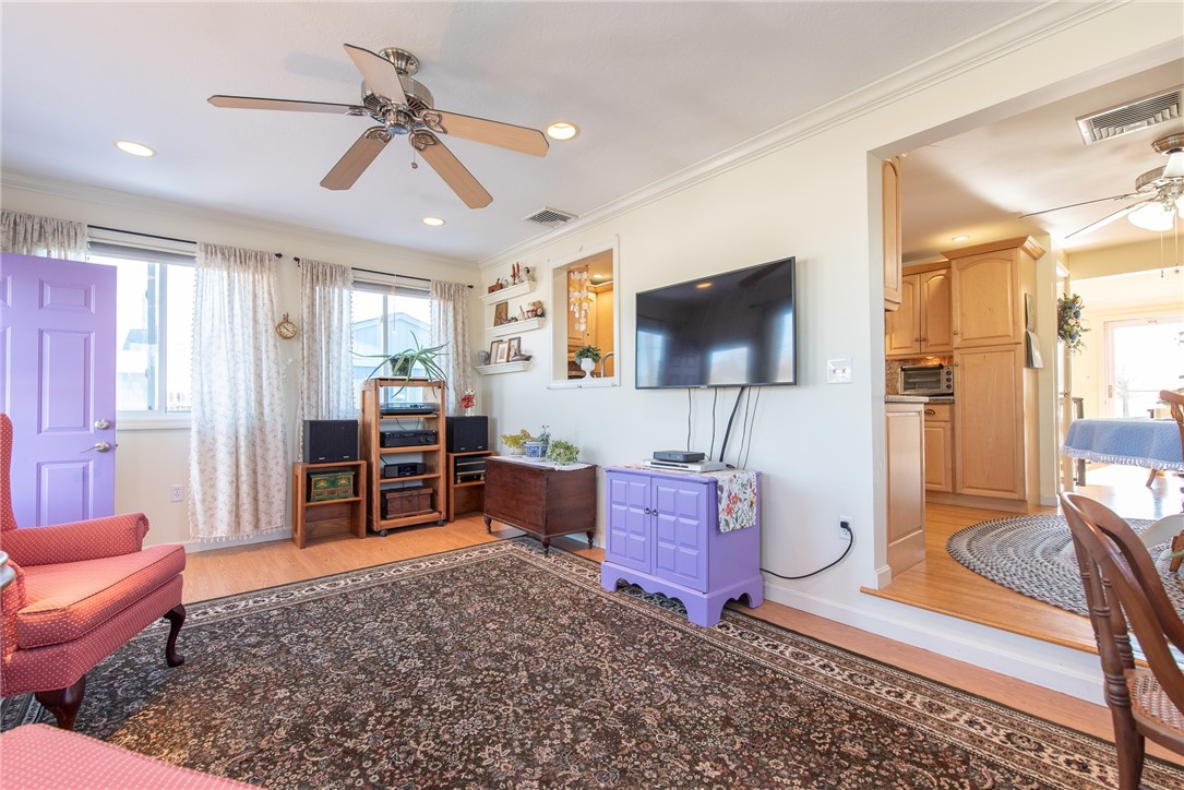 153 Grove Street Lincoln, RI 02865 - Photo 18 of 45