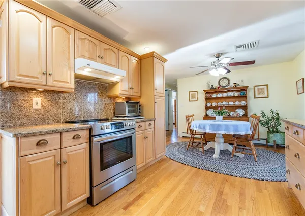 $475,999 | 153 Grove Street, Lincoln, RI 02865