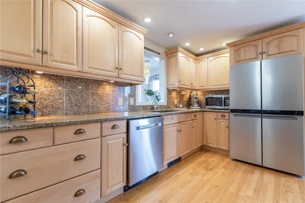 $475,999 | 153 Grove Street, Lincoln, RI 02865