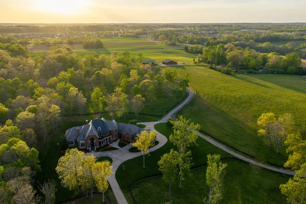 $7,495,000 | 2925 Old Clarksville Pike, Ashland City, TN 37015
