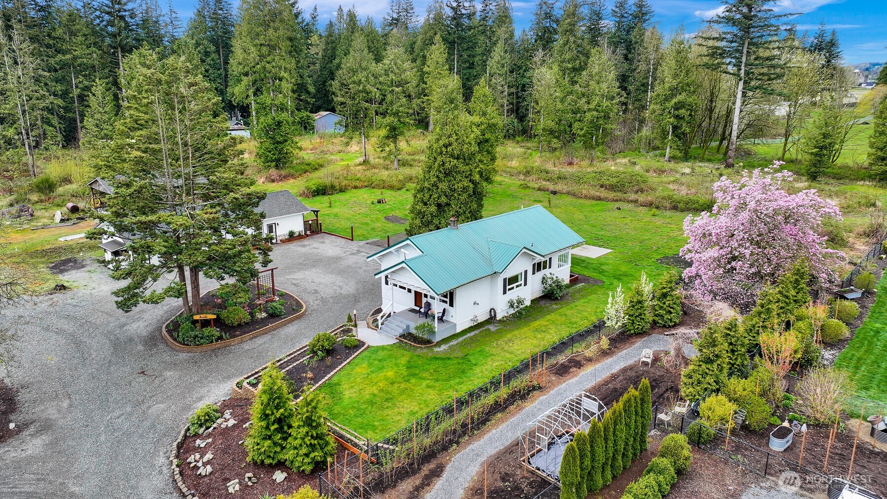 1281 Paradise Road Ferndale, WA 98248 - Photo 4 of 40