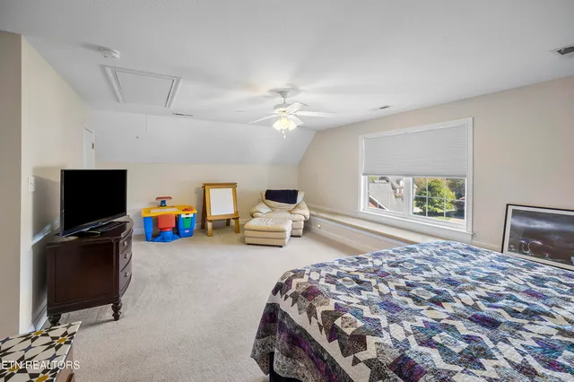 $700,000 | 12617 Weatherstone Drive, Knoxville, TN 37922