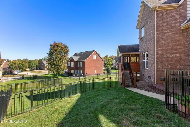 $700,000 | 12617 Weatherstone Drive, Knoxville, TN 37922