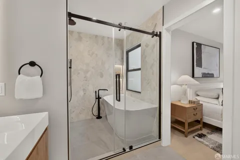 $1,499,000 | 3185 Cesar Chavez, Unit 1, San Francisco, CA 94110