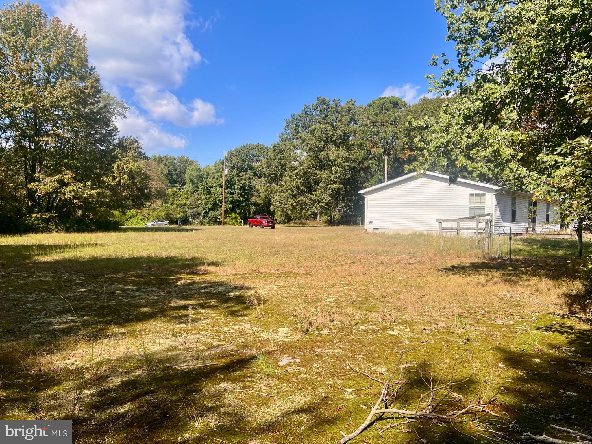 26 Cobbs Mill Road, Unit ALLOWAY Bridgeton, NJ 08302 - Photo 9 of 13 side yard