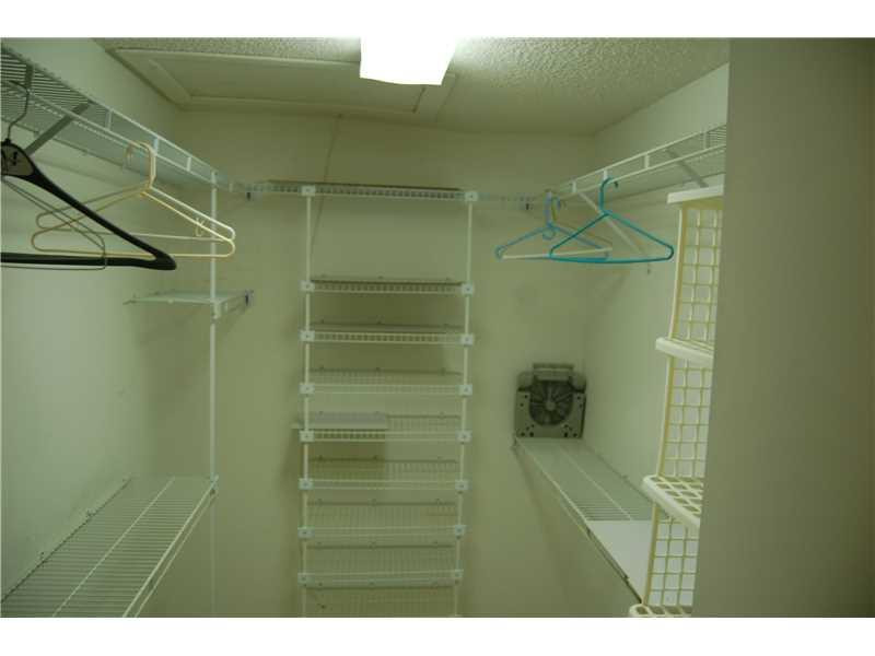 8428 Parkgate Road, Unit 8428 Boca Raton, FL 33496 - Photo 12 of 27 Bathroom Master