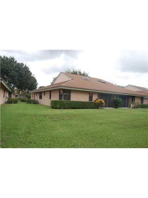 8428 Parkgate Road, Unit 8428 Boca Raton, FL 33496 - Photo 2 of 27 Exterior Back