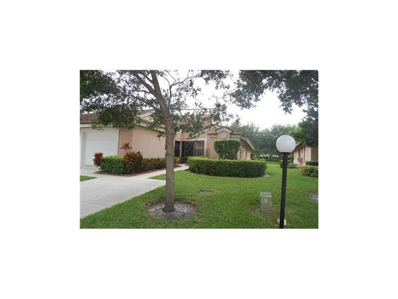 8428 Parkgate Road, Unit 8428 Boca Raton, FL 33496 - Photo 25 of 27 Exterior Front