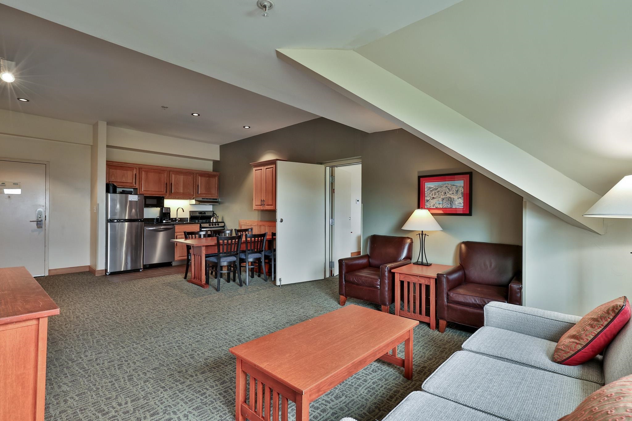 228 East Mountain Road, Unit 335/337 INTERVAL IV Killington, VT 05751 - Photo 5 of 37 Gallery Image 5