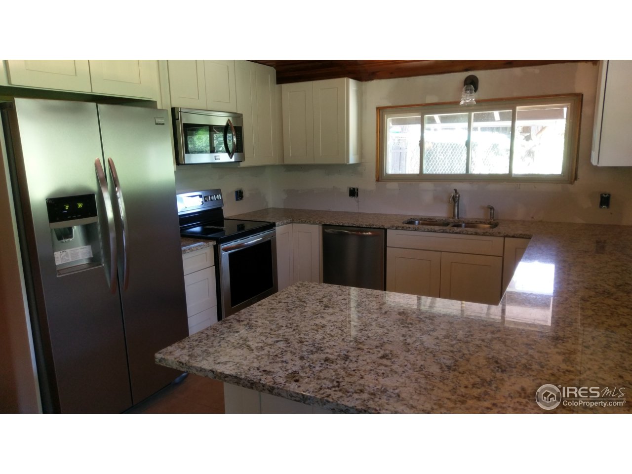446 Riverside Drive Lyons, CO 80540 - Photo 3 of 24 Gallery Image 3