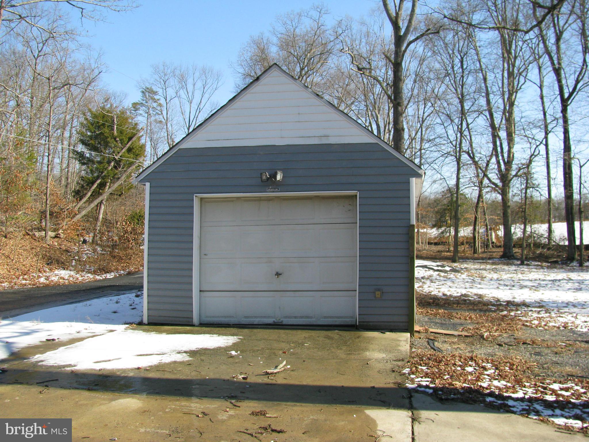 18581 Old Triangle Road Triangle, VA 22172 - Photo 2 of 10 Exterior (General)