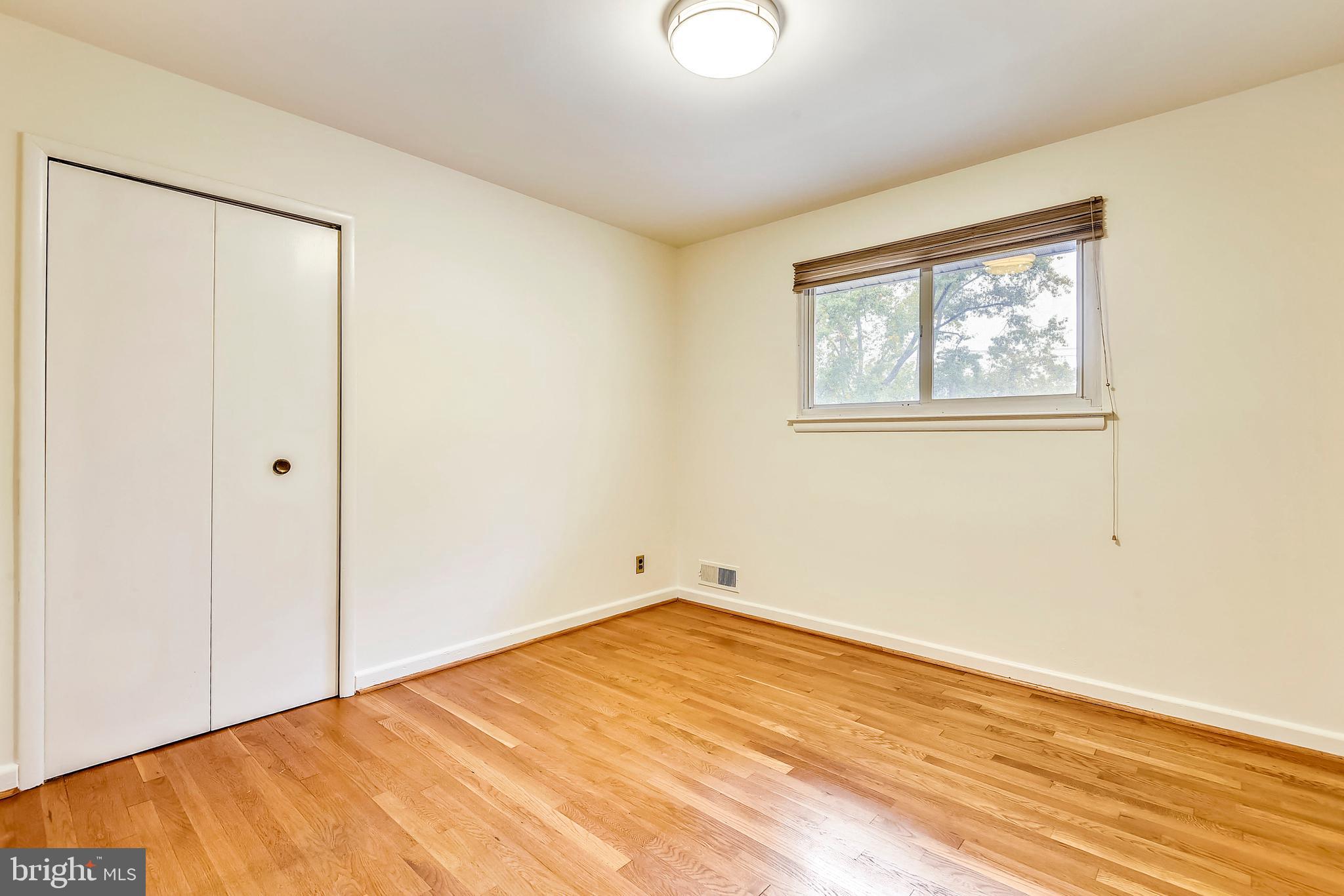 7705 Beech Tree Road Bethesda, MD 20817 - Photo 10 of 15 Gallery Image 10
