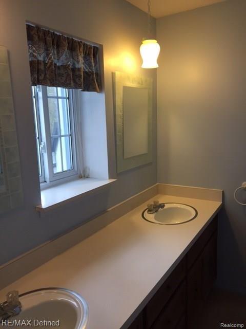 176 Manor Way Rochester Hills, MI 48309 - Photo 28 of 31