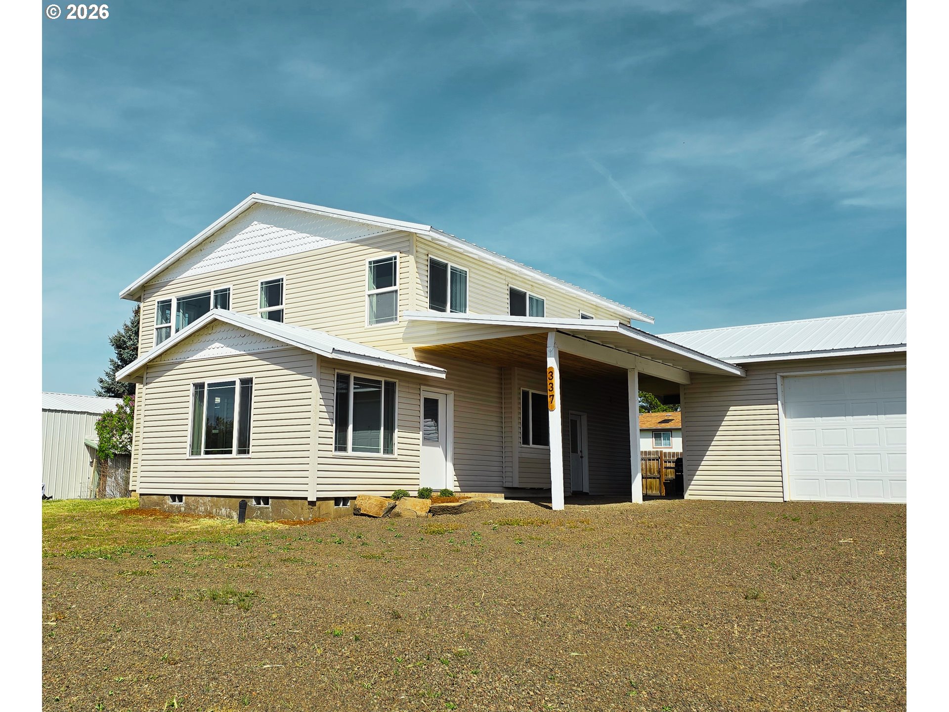 337 Pine Hollow Access Road Tygh Valley, OR 97063 - Photo 2 of 32