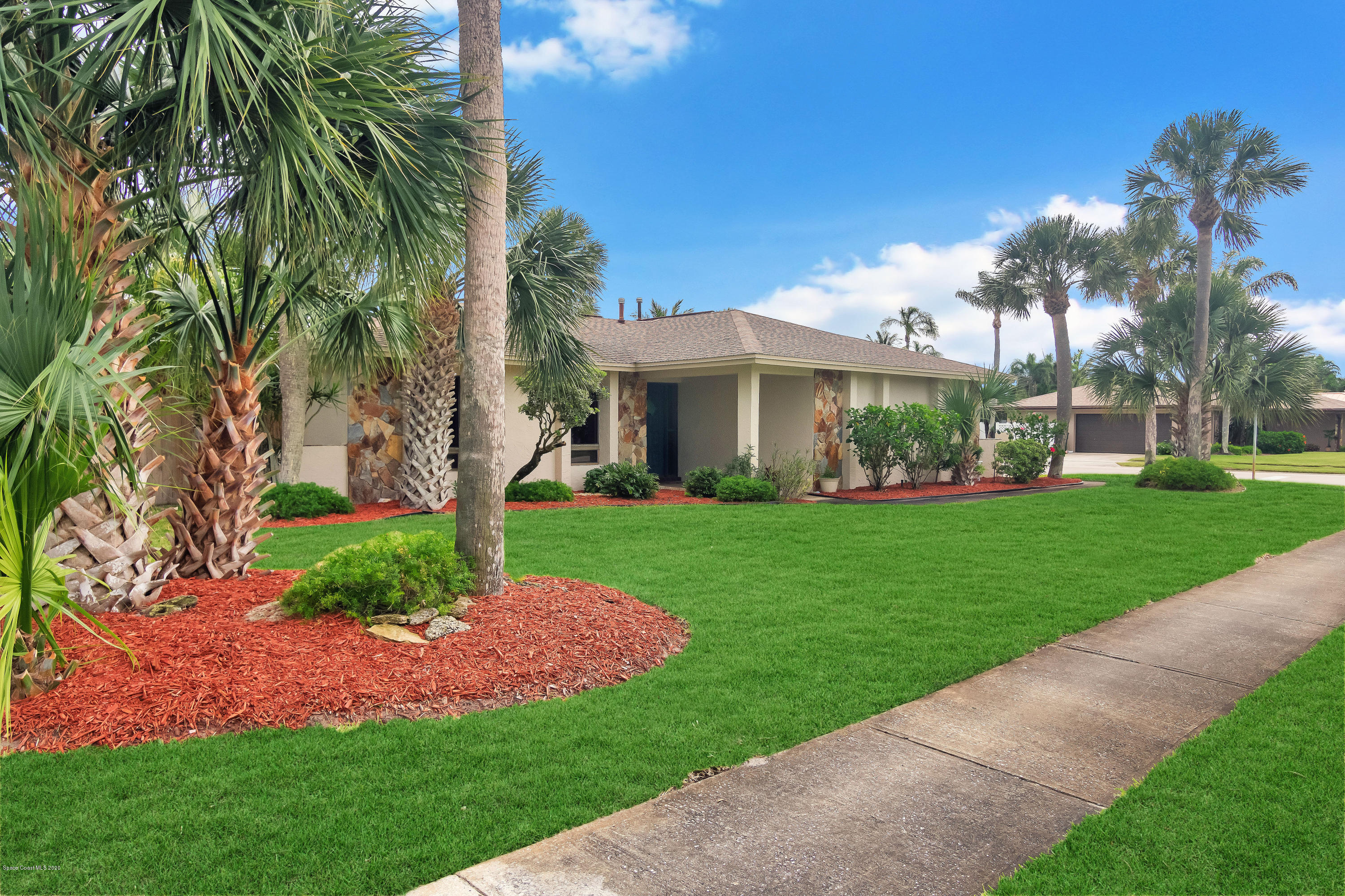 439 Winchester Road Satellite Beach, FL 32937 - Photo 2 of 29 Front Exterior