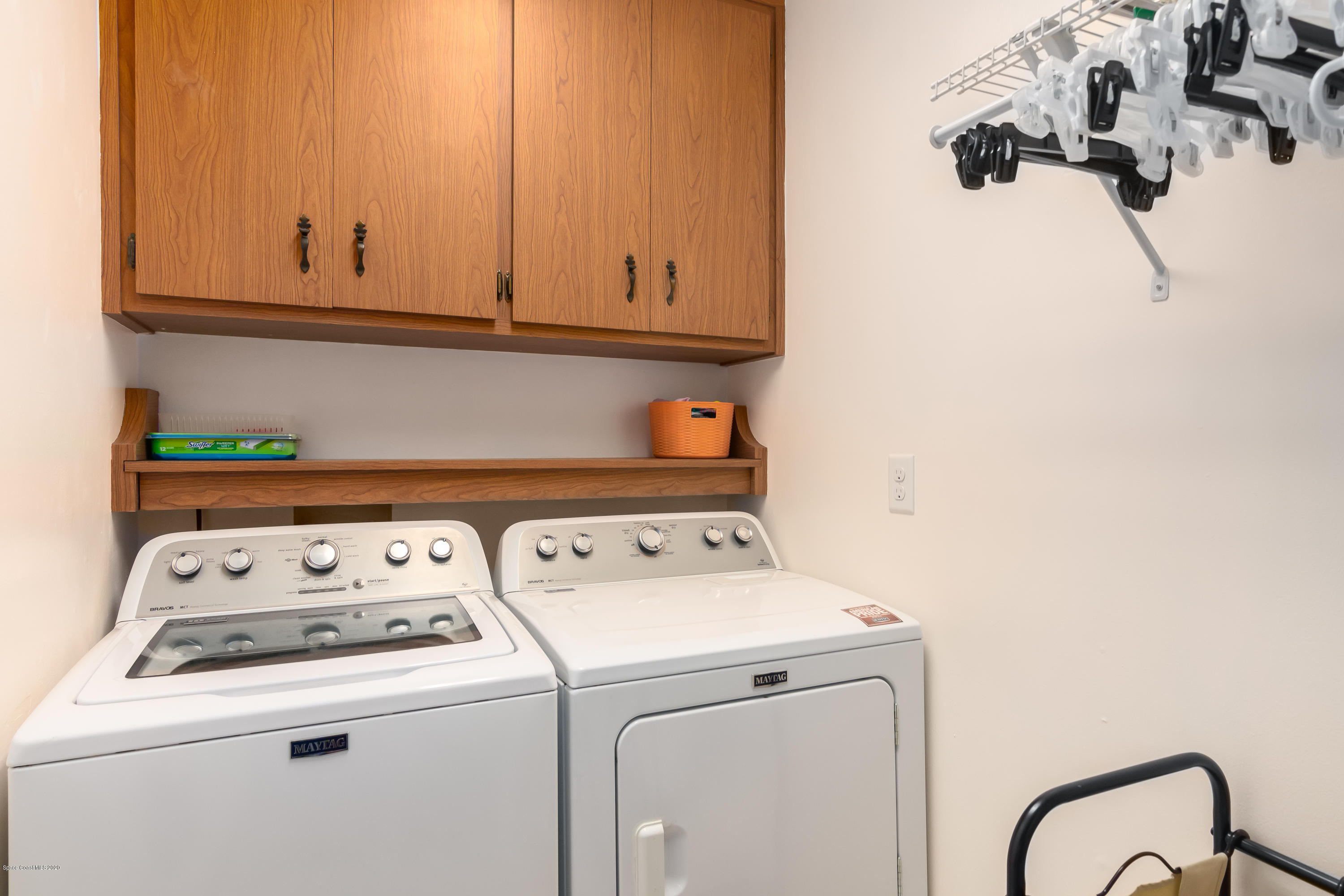 439 Winchester Road Satellite Beach, FL 32937 - Photo 17 of 29 Laundry Room