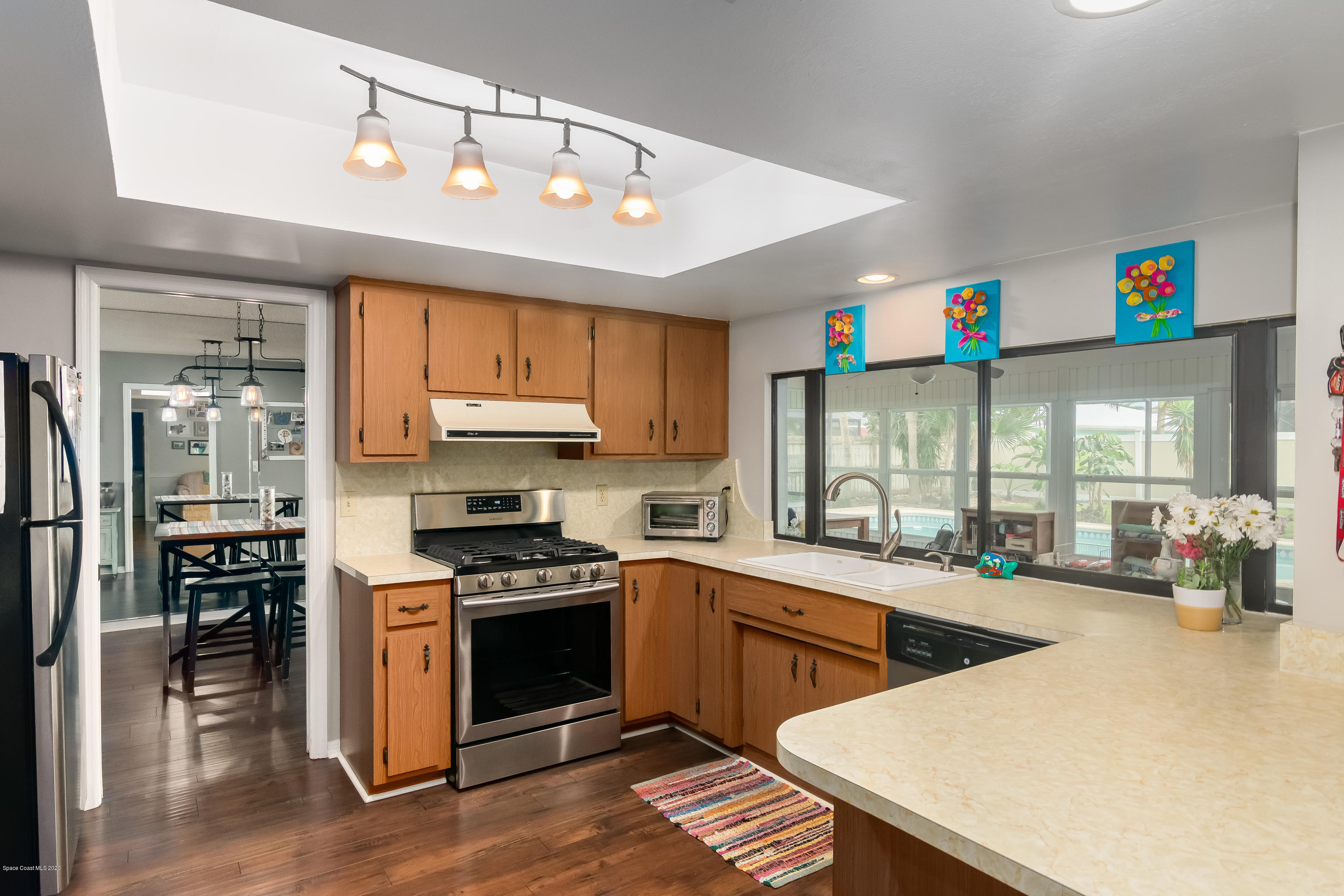 439 Winchester Road Satellite Beach, FL 32937 - Photo 8 of 29 Kitchen