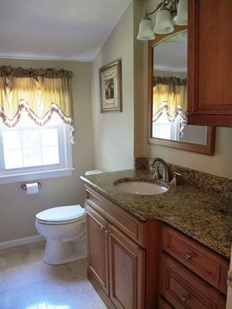 176 Trout Brook Road Dracut, MA 01826 - Photo 11 of 17 Gallery Image 11