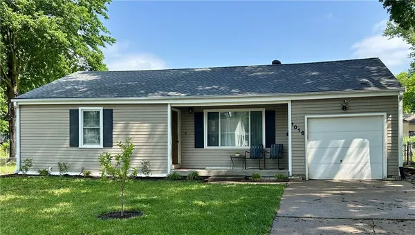 $255,000 | 1016 East Elm Street, Olathe, KS 66061