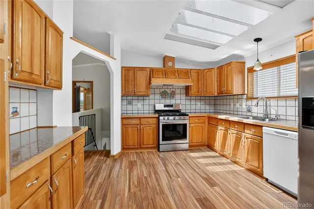 $1,000,000 | 2406 Horrogate Road, Byers, CO 80103