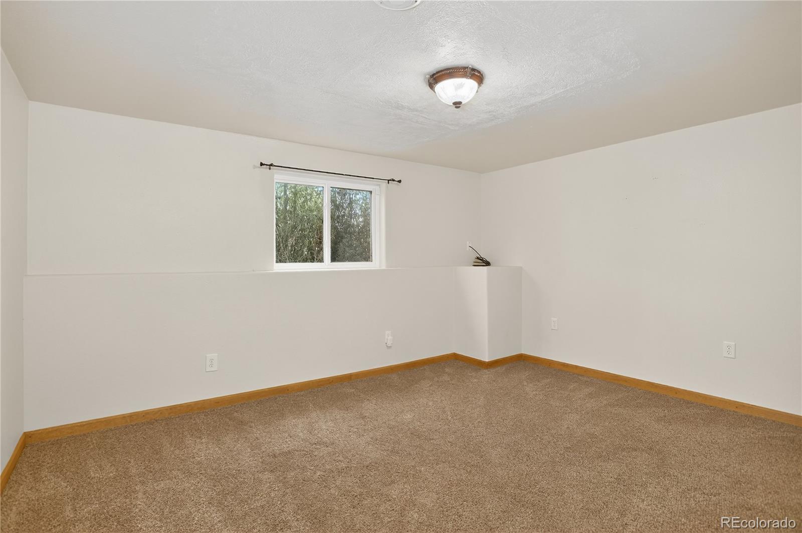 2406 Horrogate Road Byers, CO 80103 - Photo 29 of 50