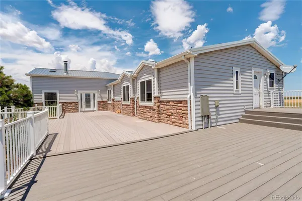 $899,000 | 2406 Horrogate Road, Byers, CO 80103