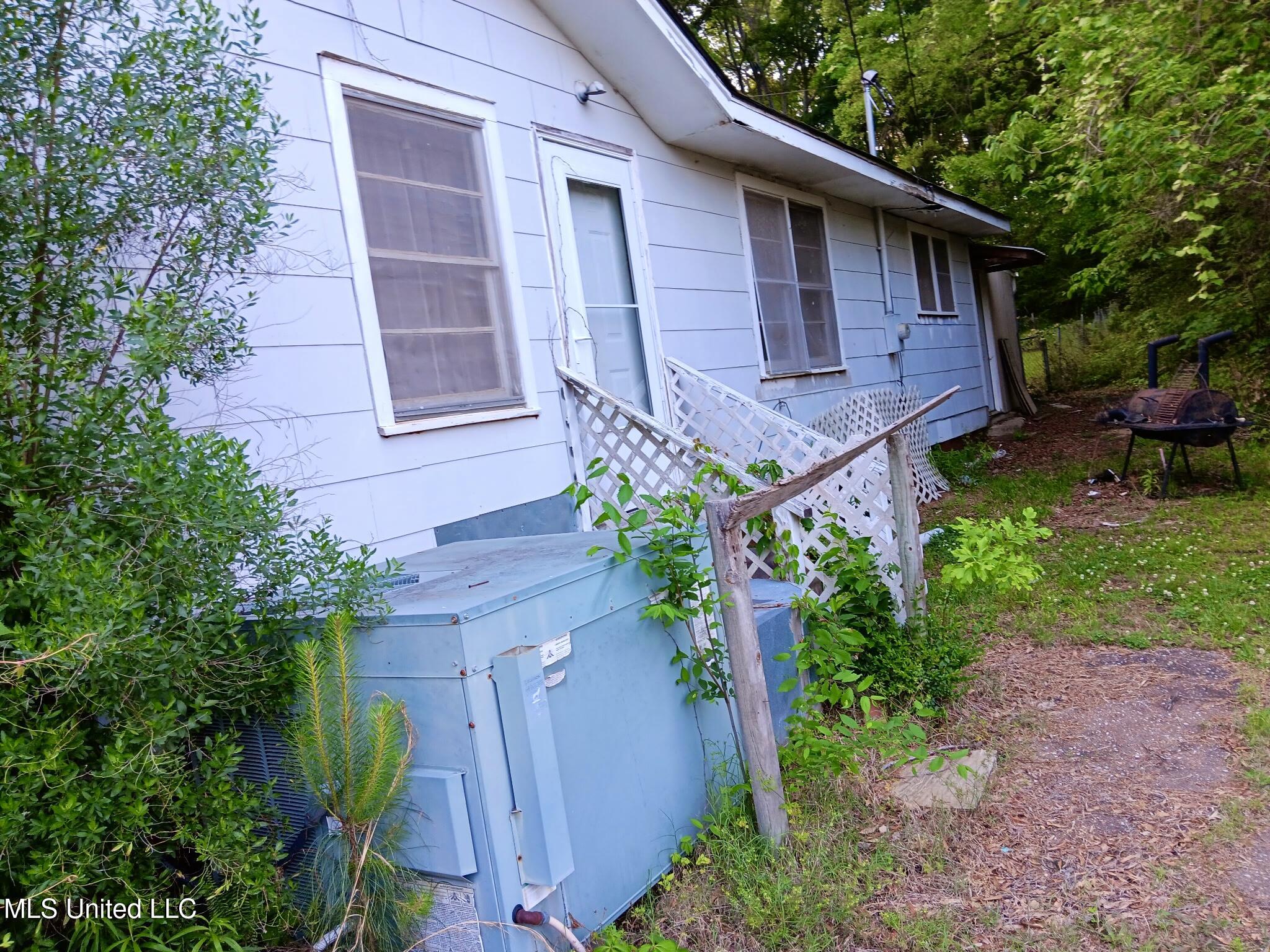 624 Summit Street Winona, MS 38967 - Photo 6 of 7 8596601568417517170