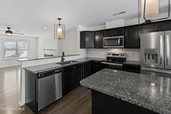 $2,100 | 704 Jade Lane, Greenville, NC 27834