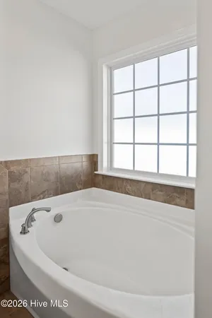 $2,100 | 704 Jade Lane, Greenville, NC 27834