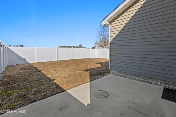 $2,100 | 704 Jade Lane, Greenville, NC 27834