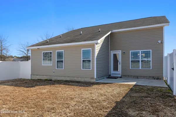 $2,100 | 704 Jade Lane, Greenville, NC 27834